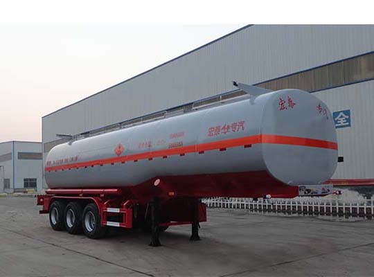 正康宏泰10.5米31.5吨3轴易燃液体罐式运输半挂车(HHT9400GRYC)