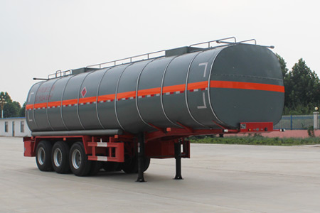 景阳岗11米30.2吨3轴易燃液体罐式运输半挂车(SFL9402GRY)