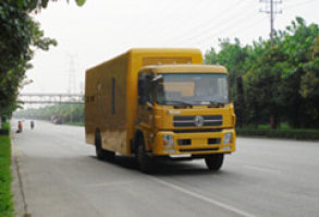 工程抢险车