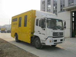 工程车