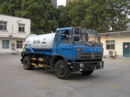 吸污车