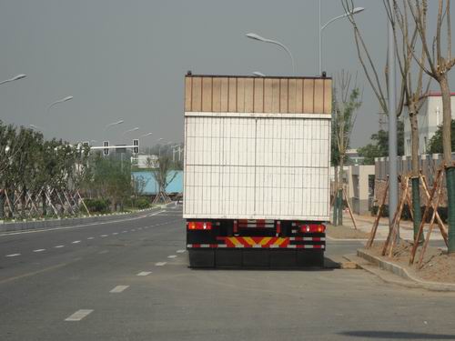 英达牌FTT5161TJRHM7沥青路面热再生加热车公告图片