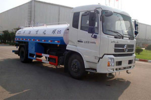 绿化喷洒车
