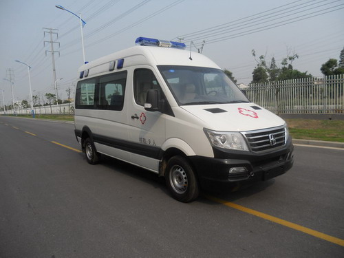 亚星牌YBL5040XJH救护车图片