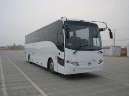 旅居车