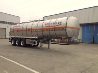 瑞江10.5米30.8吨3轴易燃液体罐式运输半挂车(WL9406GRYA)