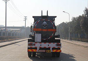 特运牌DTA5160GFWLZ腐蚀性物品罐式运输车公告图片