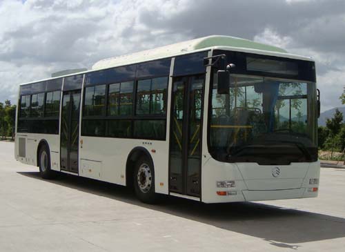 金旅12米10-46座混合动力城市客车(XML6125JHEVA8C1)