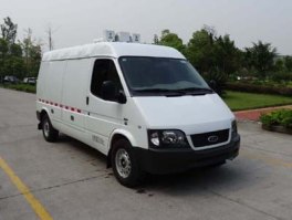 装备车