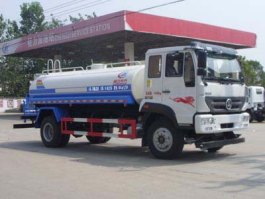 绿化喷洒车