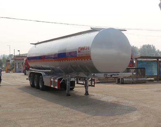 通亚达11.9米30.2吨3轴易燃液体罐式运输半挂车(CTY9403GRYJBW)