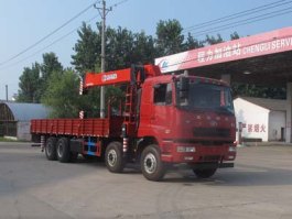 随车起重运输车