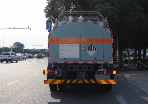 三力牌CGJ5160GZWE4杂项危险物品罐式运输车公告图片