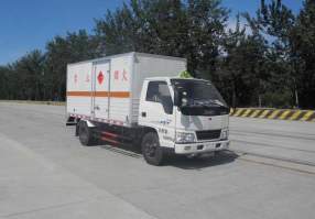 爆破器材运输车