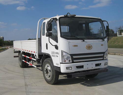 解放 平头柴油载货汽车(CA1101P40K2L5E4A85)