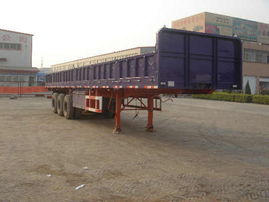 川腾13米32吨3轴半挂车(HBS9400)