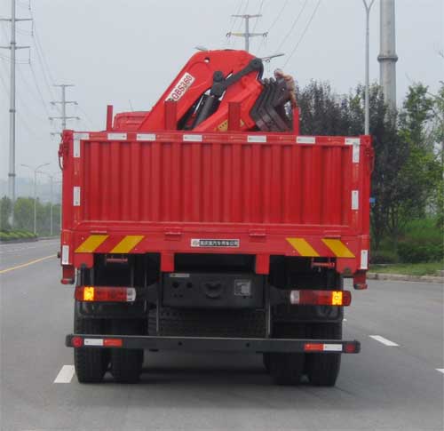 红岩牌CQZ5315JSQ46CQ随车起重运输车公告图片