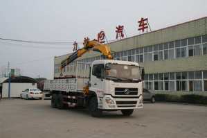 压裂管汇车