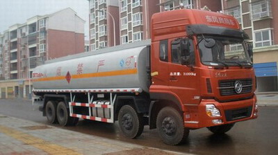 岷江牌YZQ5313GRY4易燃液体罐式运输车图片