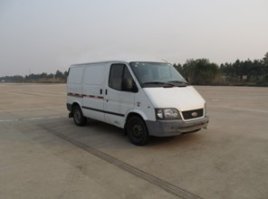 江铃全顺牌JX5030XXYPCC-L5厢式运输车