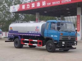 绿化喷洒车