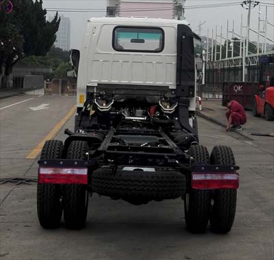 HFC1070P93K1C3ZV 江淮131马力单桥柴油载货汽车底盘图片