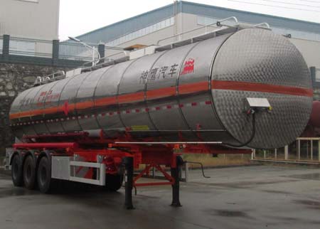 神鹰12.6米30.5吨3轴易燃液体罐式运输半挂车(YG9400GRY)