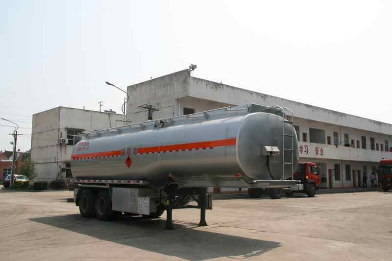 醒狮11米27.5吨2轴化工液体运输半挂车(SLS9351GHY)