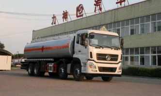 运油车