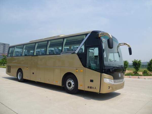 金旅11.5米24-51座客车(XML6117J15N)