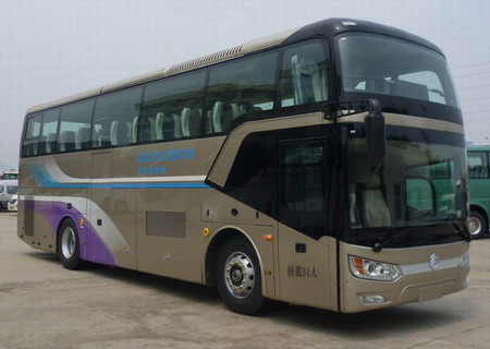 金旅10.5米24-51座客车(XML6102J55NZ)