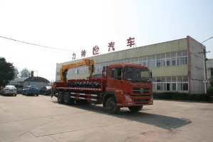 压裂管汇车