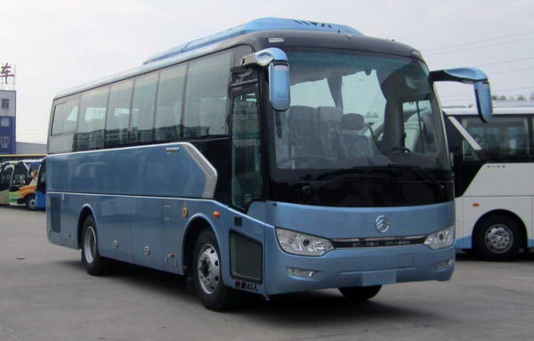 金旅9.9米24-43座客车(XML6997J15Y)
