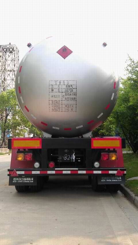 四六WHC9300GRQ易燃气体罐式运输半挂车公告图片