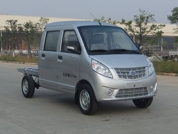 南骏 112马力 轻型载货汽车底盘(CNJ1021SSA30V)