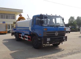 多功能抑尘车