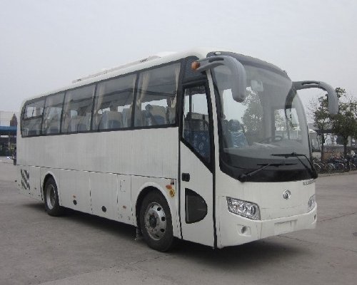 开沃9米24-41座客车(NJL6908YA4)