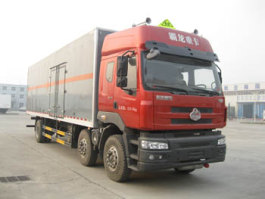 爆破器材运输车