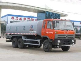 洒水车