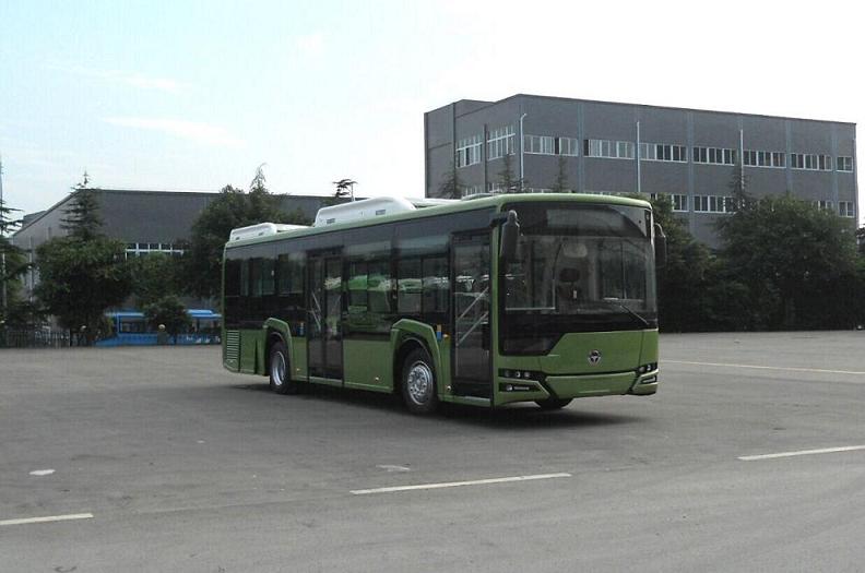 恒通客车10.6米22-36座插电式混合动力城市客车(CKZ6116HNHEVJ5)