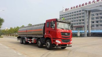 楚飞牌CLQ5310GYY4HNA铝合金运油车