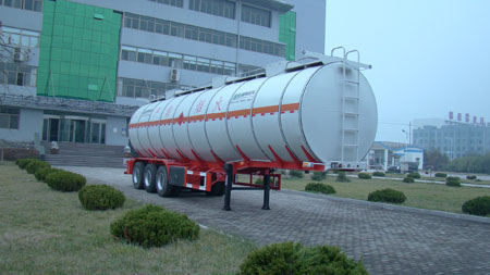 盛润SKW9400GRYT易燃液体罐式运输半挂车图片