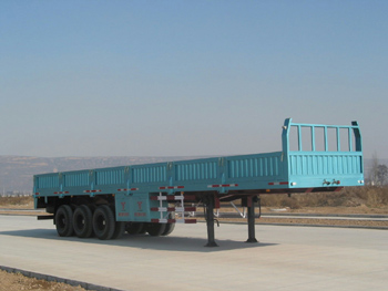 陕汽13米30吨3轴半挂车(SX9390)