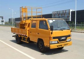 高空作业车