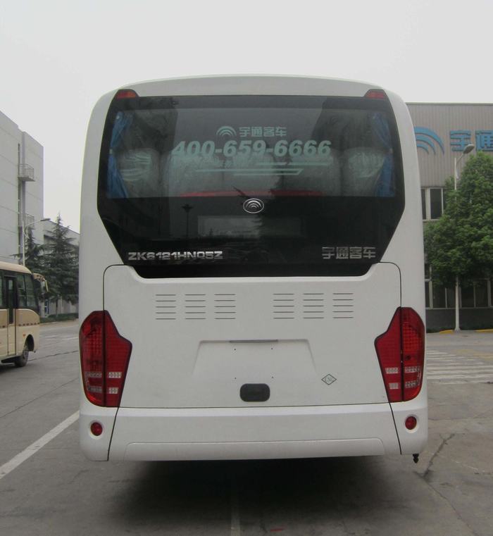宇通ZK6121HNQ5Z客车公告图片
