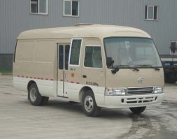 解放牌CDL5046XXYEC厢式运输车