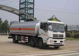 运油车
