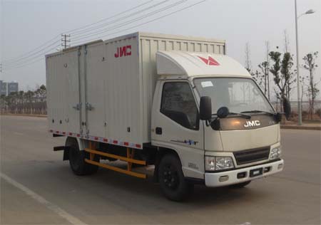 JX5044XXYXGN2 江铃牌厢式运输车图片