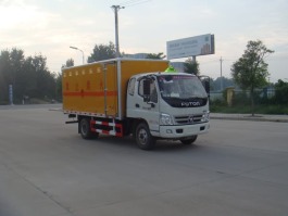 爆破器材运输车
