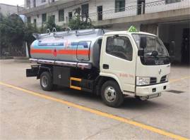 加油车